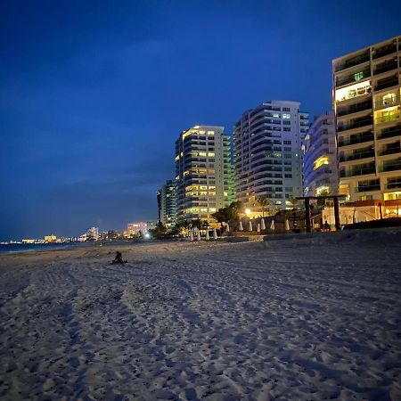 Studio Oceanfront Prime Location 坎昆 外观 照片