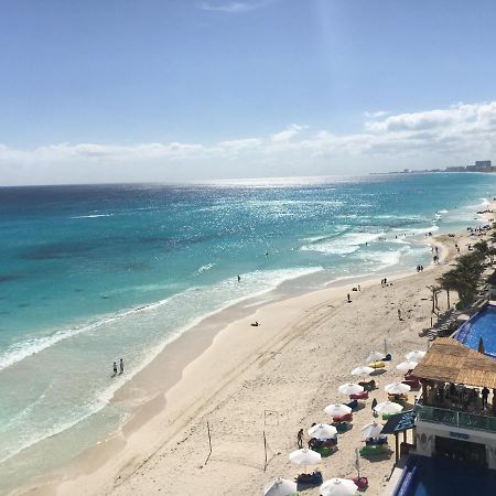 Studio Oceanfront Prime Location 坎昆 外观 照片