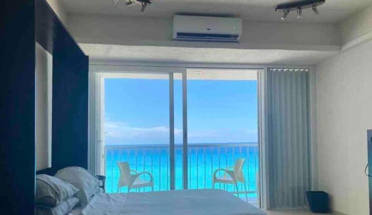 Studio Oceanfront Prime Location 坎昆 外观 照片