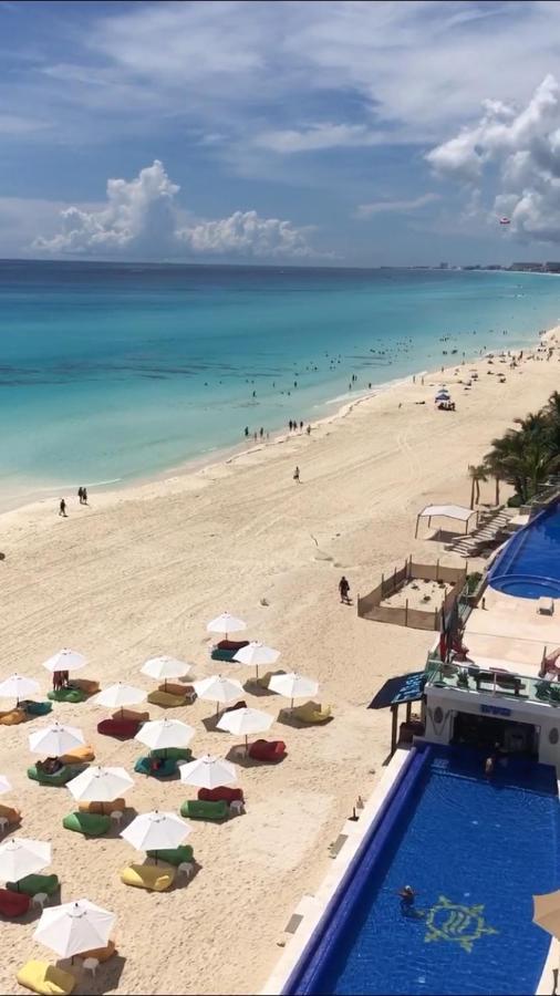 Studio Oceanfront Prime Location 坎昆 外观 照片