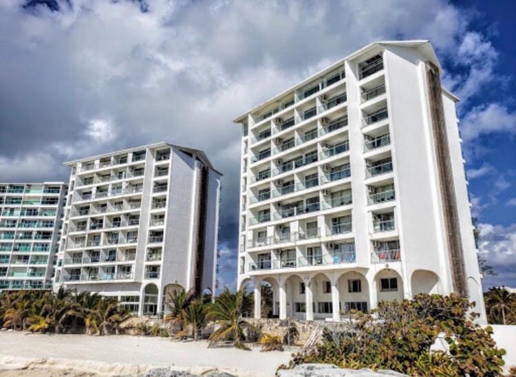 Studio Oceanfront Prime Location 坎昆 外观 照片